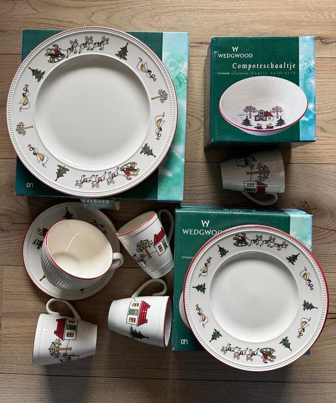Wedgwood Windsor Christmas servies, Antiek en Kunst, Antiek | Servies los, Ophalen of Verzenden