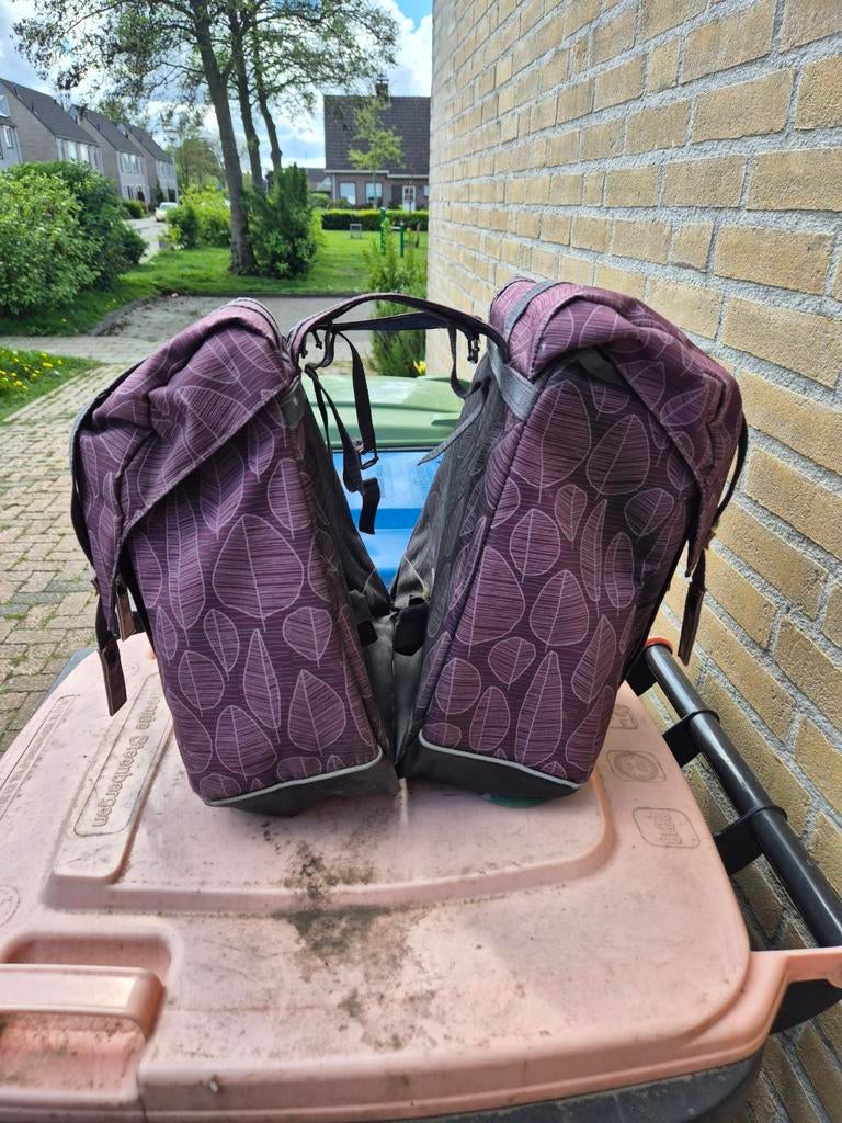 Stella fietstassen, Fietsen en Brommers, Fietsaccessoires | Fietstassen, Ophalen, Gebruikt, Stella