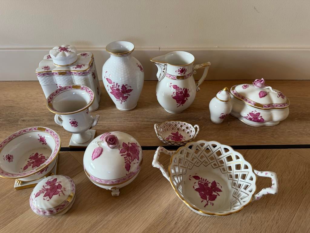 Uniek Herend handgeschilderd porseleinen servies, Antiek en Kunst, Antiek | Porselein, Ophalen of Verzenden