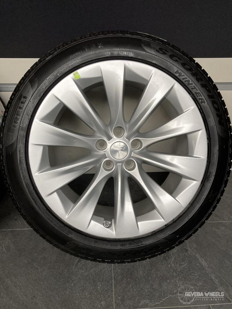 20” originele Tesla Model X velgen winterbanden NIEUW 5x120, Auto-onderdelen, Banden en Velgen, Gebruikt, 255 mm, -, -