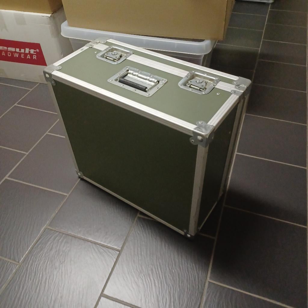 Flight case kist, Ophalen of Verzenden, Zo goed als nieuw, Overige instrumenten