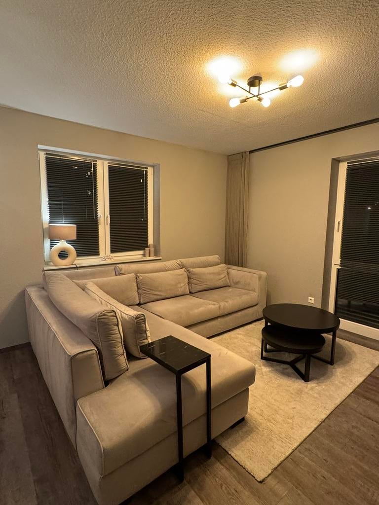 Mooie loungebank, Ophalen, Zo goed als nieuw