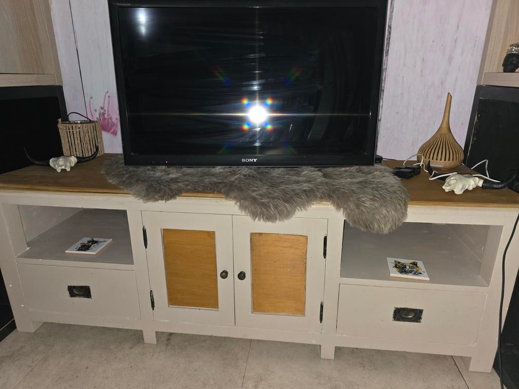 leuke tv kast , 10 euro, Ophalen, 25 tot 50 cm, Minder dan 100 cm