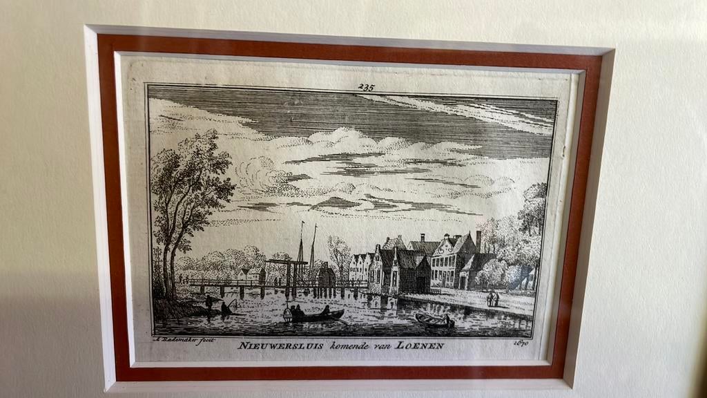 Gravure nieuwersluis komende vsn loenen ingelijst met glas, Antiek en Kunst, Kunst | Etsen en Gravures, Ophalen of Verzenden