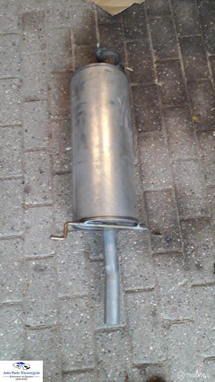 Uitlaat achterdemper Mazda 626 ('79-'02), Auto-onderdelen, Uitlaatsystemen, Nieuw, Ophalen of Verzenden, Mazda, Mazda