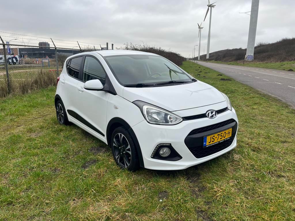 Hyundai i10 1.0i GO, 2016, sportief, tel, nav, airco, cruis, Stof, 4 stoelen, Origineel Nederlands, Handgeschakeld