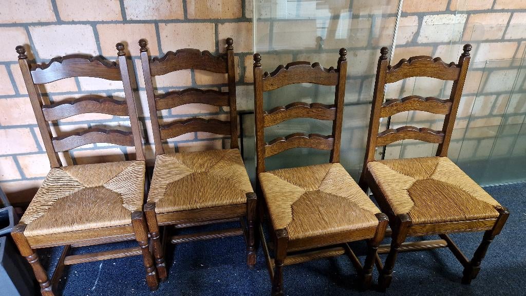 4 keuken stoelen met riet inleg, Ophalen, Gebruikt, Bruin, Vier