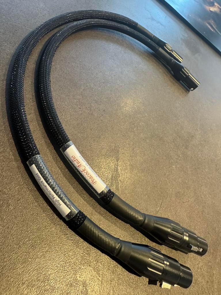 Furutech fa-as22 xlr kabels, Audio, Tv en Foto, Ophalen of Verzenden, Zo goed als nieuw, Minder dan 2 meter, Interlink-kabel