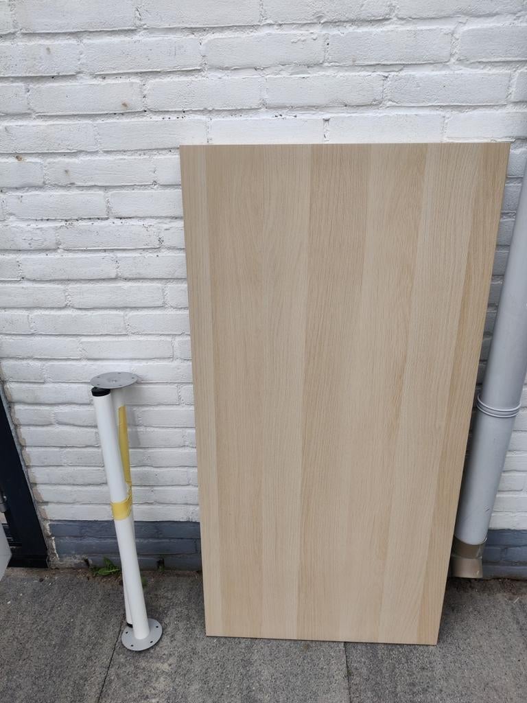 IKEA LAGKAPTEN Bureau (mist 2 poten), Ophalen