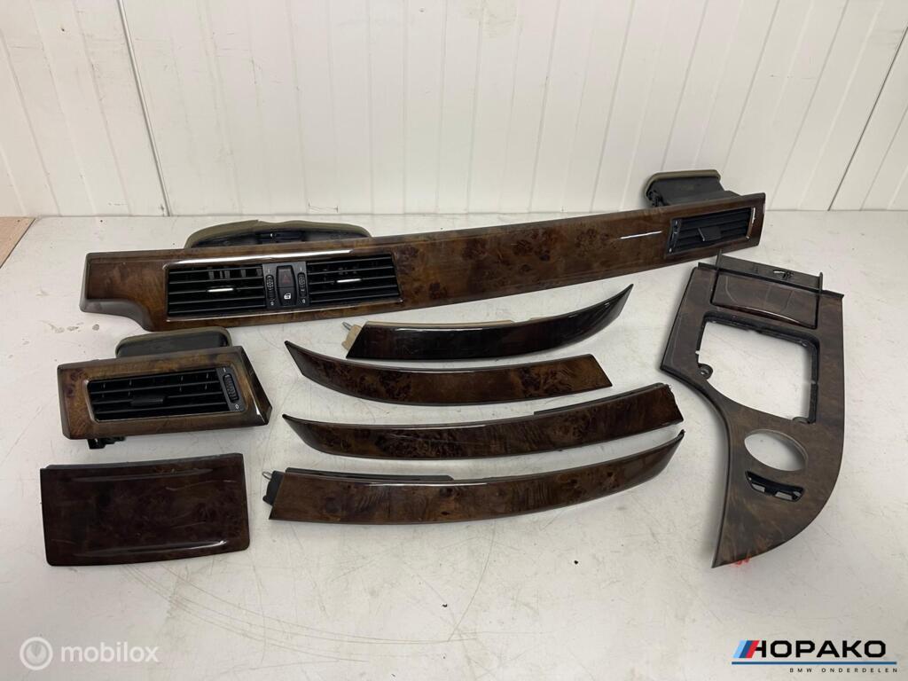Interieurlijsten set BMW 5 serie E60 E61 hout / walnoot, Auto-onderdelen, Interieur en Bekleding, Gebruikt, Einsteinlaan 5 rijswijk