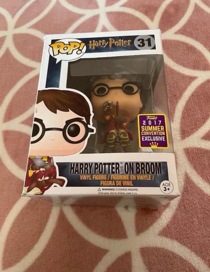 Funko Pop Harry Potter om Broom SDCC exclusive, Ophalen of Verzenden, Gebruikt