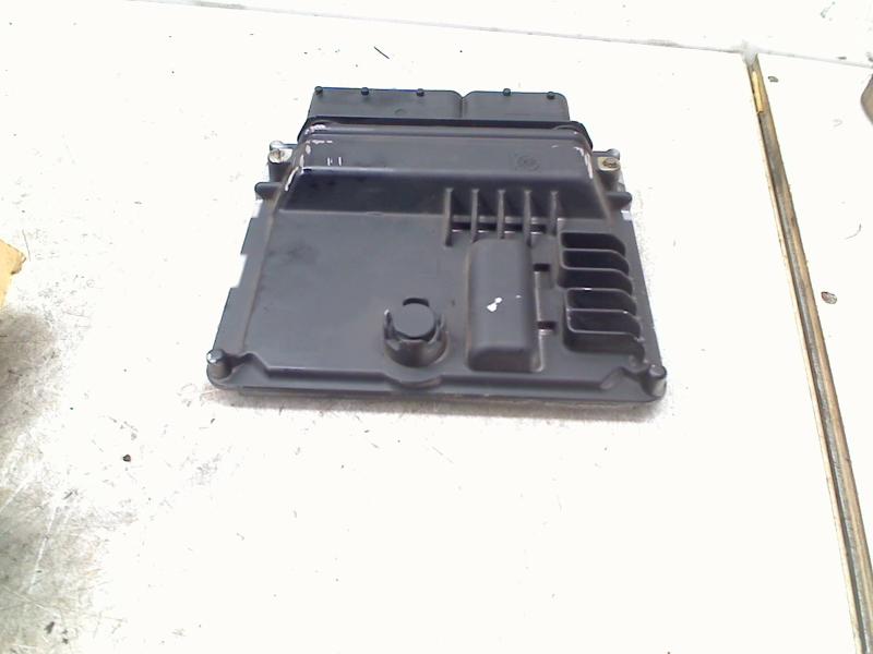 Computer Motor Volkswagen Polo V (6R) 2011 03P990990, Gebruikt, Volkswagen, Volkswagen AG, Kundenbetreuung@volkswagen.de