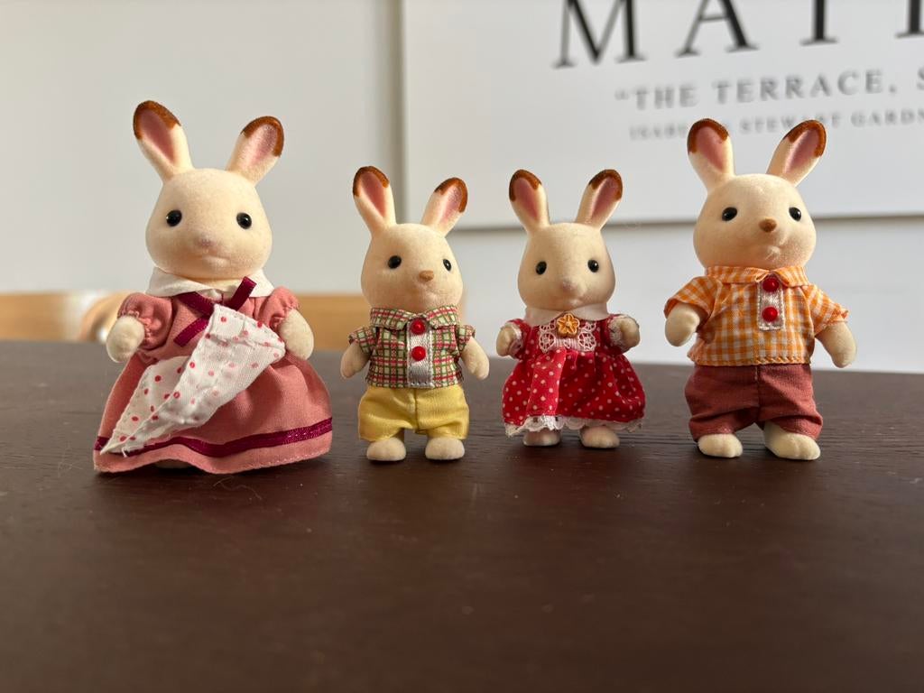 Sylvanian Families 5655 Chocolade Konijn Familie, Ophalen of Verzenden, Nieuw, Popje
