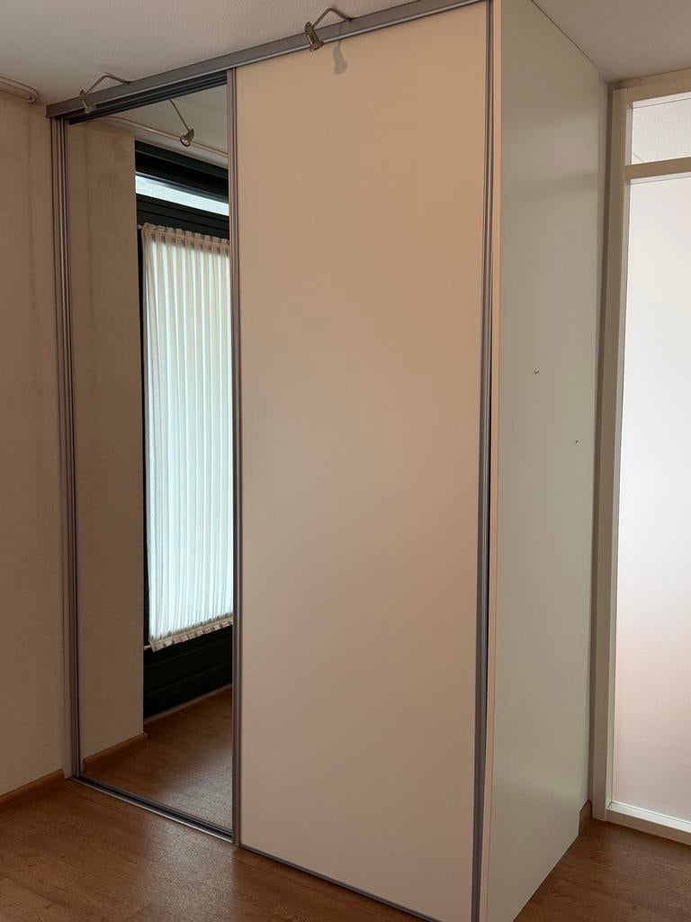 Gratis ophalen in Venray, Huis en Inrichting, Kasten | Kledingkasten, Ophalen of Verzenden, Zo goed als nieuw, 50 tot 75 cm, 200 cm of meer