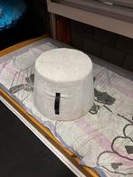 Leuk poefje, Huis en Inrichting, Banken | Voetenbanken en Poefen, Ophalen of Verzenden, Zo goed als nieuw, Rond, Minder dan 50 cm