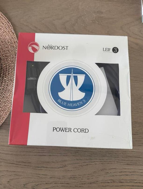 Nordost Blue Heaven 3 Power Cord - 1.5M (Nieuw), Audio, Tv en Foto, Audiokabels en Televisiekabels, Ophalen of Verzenden, Nieuw