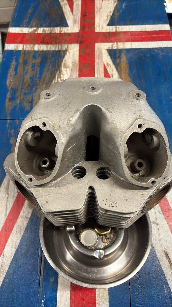 Norton, Ophalen of Verzenden, Gebruikt