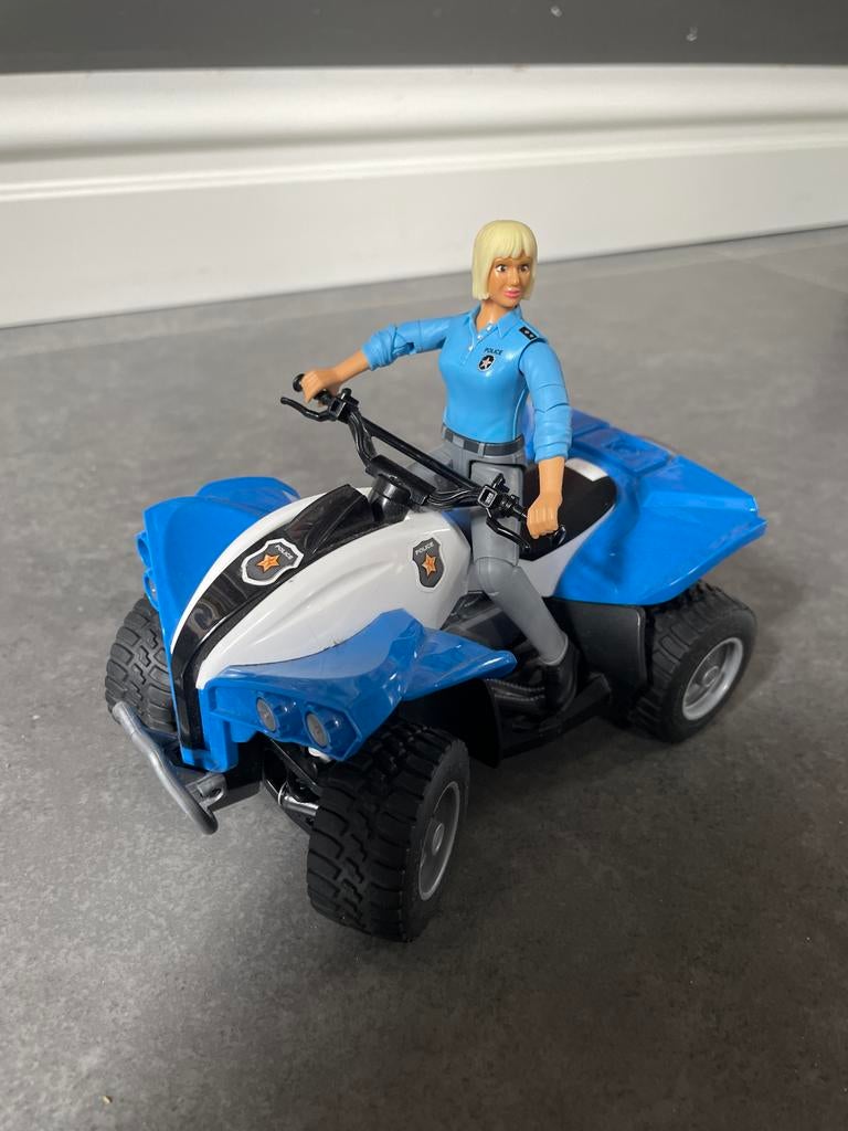 Bruder politiequad met vrouwelijk poppetje, Kinderen en Baby's, Speelgoed | Speelgoedvoertuigen, Ophalen, Gebruikt