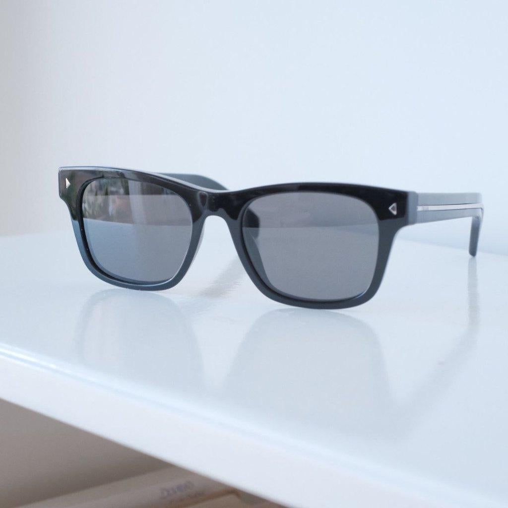 Prada Sunglasses, Ophalen of Verzenden, Zwart, Zonnebril, Overige merken