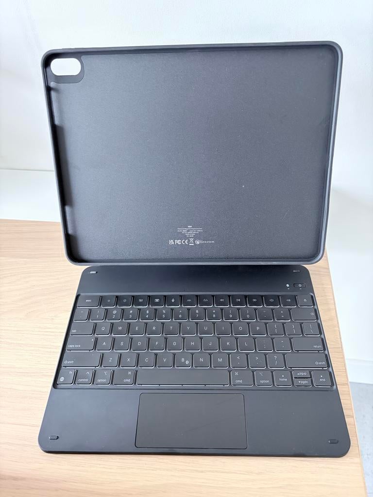 ESR Rebound Magnetisch Toetsenbord Hoes iPad Air 13 (2024/20, Ophalen of Verzenden, Nieuw, 13 inch of meer, Bescherming voor- en achterkant