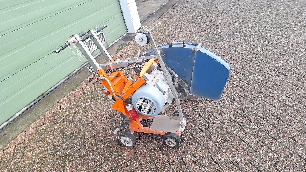 betonzaagLissmac CompactCut 400E Asfaltzaag 800mm 380V, Ophalen, Gebruikt, 70 mm of meer, Overige typen