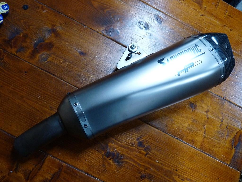 Akrapovic demper voor de F800GS, Motoren, Ophalen, Gebruikt