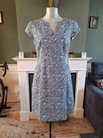 River Woods blauw wit jurkje jurk 40, Kleding | Dames, Jurken, Maat 38/40 (M), River Woods, Zo goed als nieuw, Knielengte