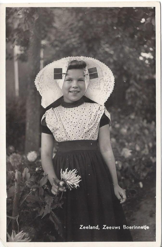 Zeeland, Zeeuws Boerinnetje, Klederdracht, gelopen 1957, Verzamelen, Ophalen of Verzenden, 1940 tot 1960, Gelopen, Zeeland