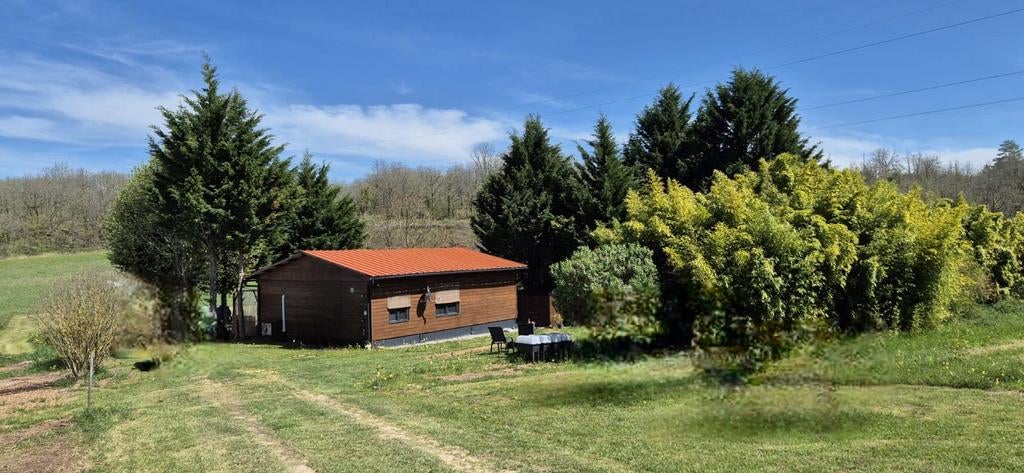 Gerenoveerd chalet in Gignac (Lot) grens Dordogne 3239m2, 61 m², Frankrijk, 3 kamers, Landelijk