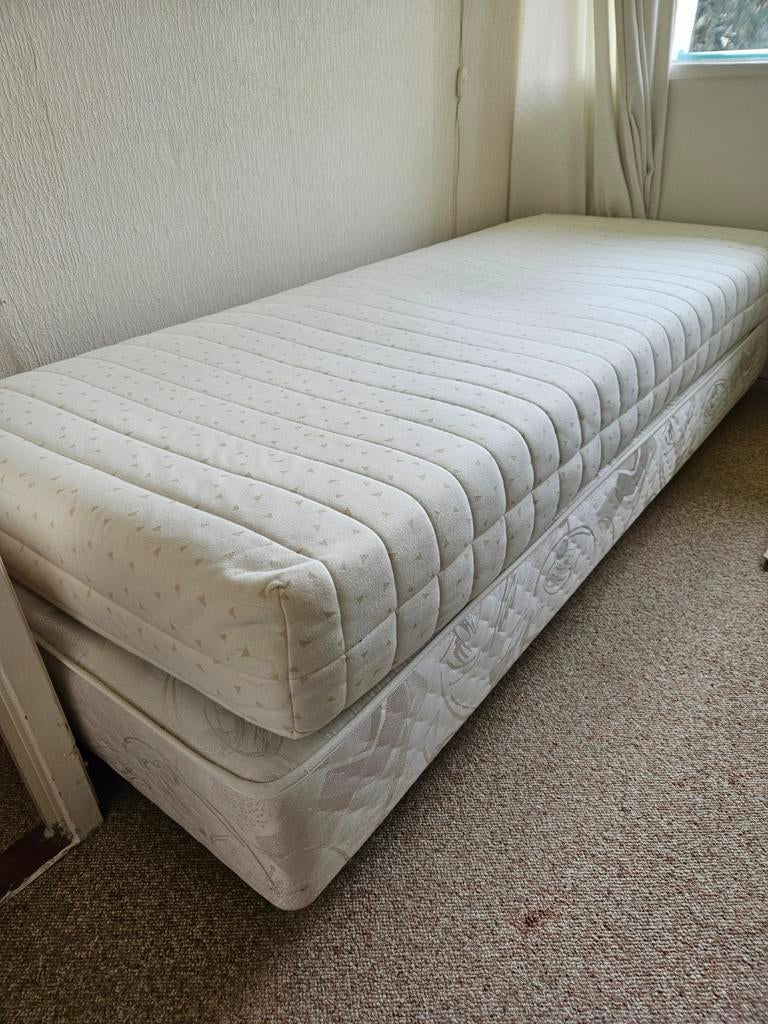 Eenpersoons boxspring bed met matras, Ophalen of Verzenden