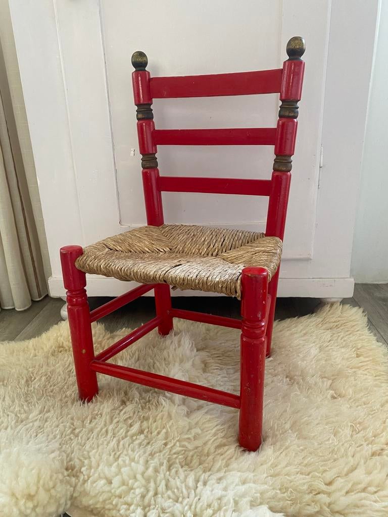 Vintage kinderstoeltje met rieten zitting, Kinderen en Baby's, Ophalen of Verzenden, Gebruikt, Stoel(en)