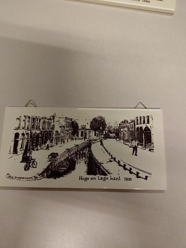 Tegeltableau Hooge en Lage Kant 1905 - Aly Diepeveen, Antiek en Kunst, Antiek | Wandborden en Tegels, Ophalen of Verzenden