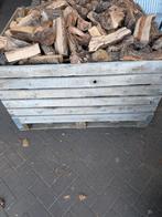 perenhout 1,6 kuub droog €220 inclusief de 2 kisten, Tuin en Terras, Haardhout, Minder dan 3 m³, Ophalen, Overige houtsoorten