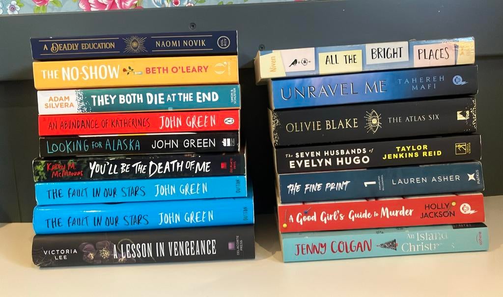 Engelse ‘Booktok’ boeken, Ophalen, Zo goed als nieuw