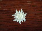 vintage broche edelweiss, Ophalen of Verzenden, Zo goed als nieuw, Overige materialen