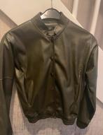 Chastar leatherlook jasje groen maat S/M, Kleding | Dames, Jassen | Zomer, Ophalen of Verzenden, Nieuw, Maat 36 (S), Groen