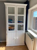 Witte vitrinekast met glazen deurtjes en planken, Huis en Inrichting, Ophalen, Gebruikt, 50 tot 100 cm, Glas