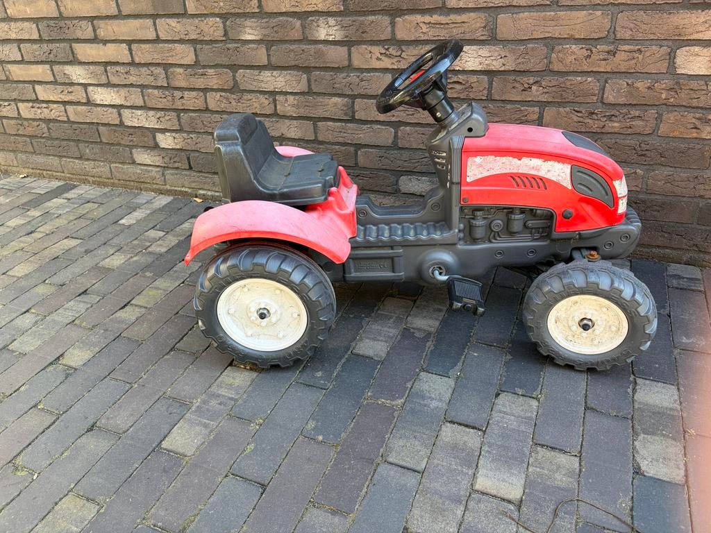 Rode kindertractor met trappers, Ophalen, Gebruikt, Trapvoertuig