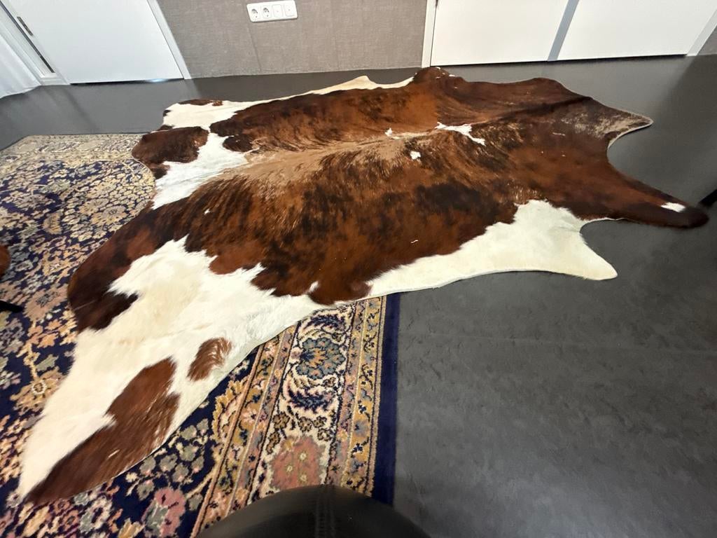 Koeienhuid bruin wit, Ophalen, Gebruikt, 100 tot 150 cm, Bruin