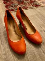 Leren pumps rode hakken No Stress Manfield maat 38 als nieuw, Kleding | Dames, Schoenen, Pumps, Ophalen of Verzenden, Zo goed als nieuw