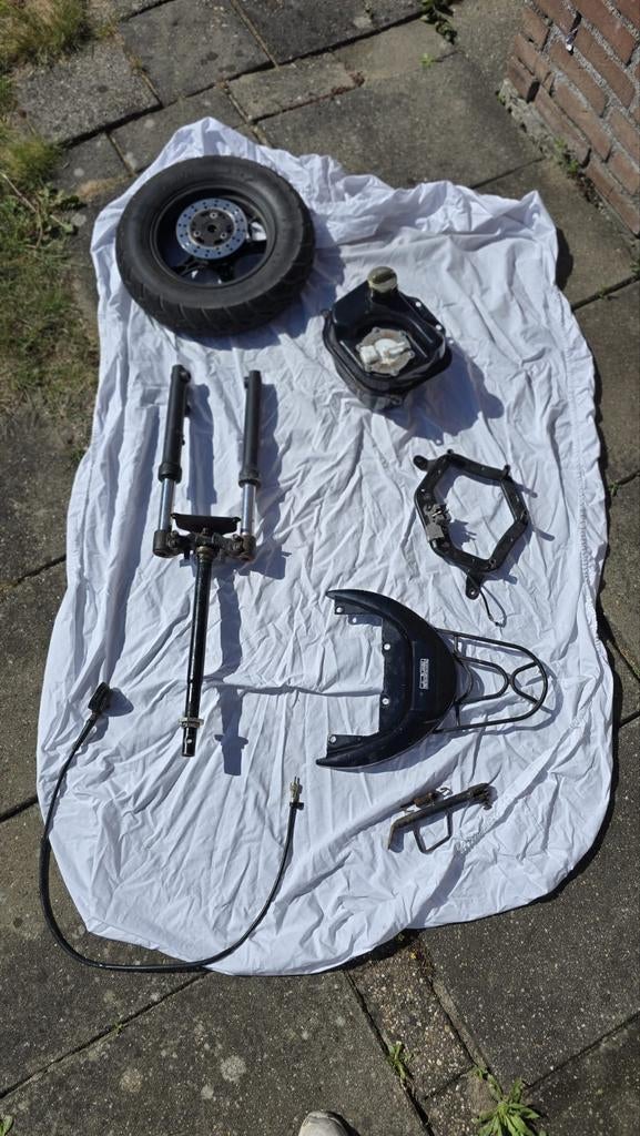 Diverse scooter onderdelen voor senzo/turbo/la souris, Fietsen en Brommers, Ophalen of Verzenden, Gebruikt, Overige typen, Overige merken