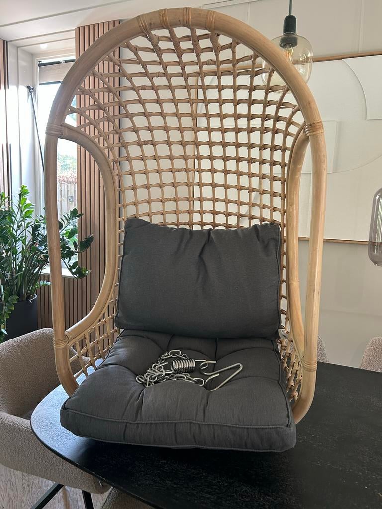 HK living hangstoel van rotan met kussen, Ophalen, Overige kleuren, Riet of Rotan, Zo goed als nieuw