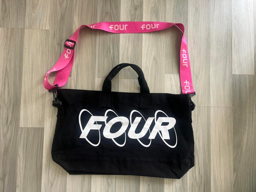 Four tas medium roze, Sieraden, Tassen en Uiterlijk, Tassen | Damestassen, Ophalen of Verzenden, Nieuw, Roze, Shopper