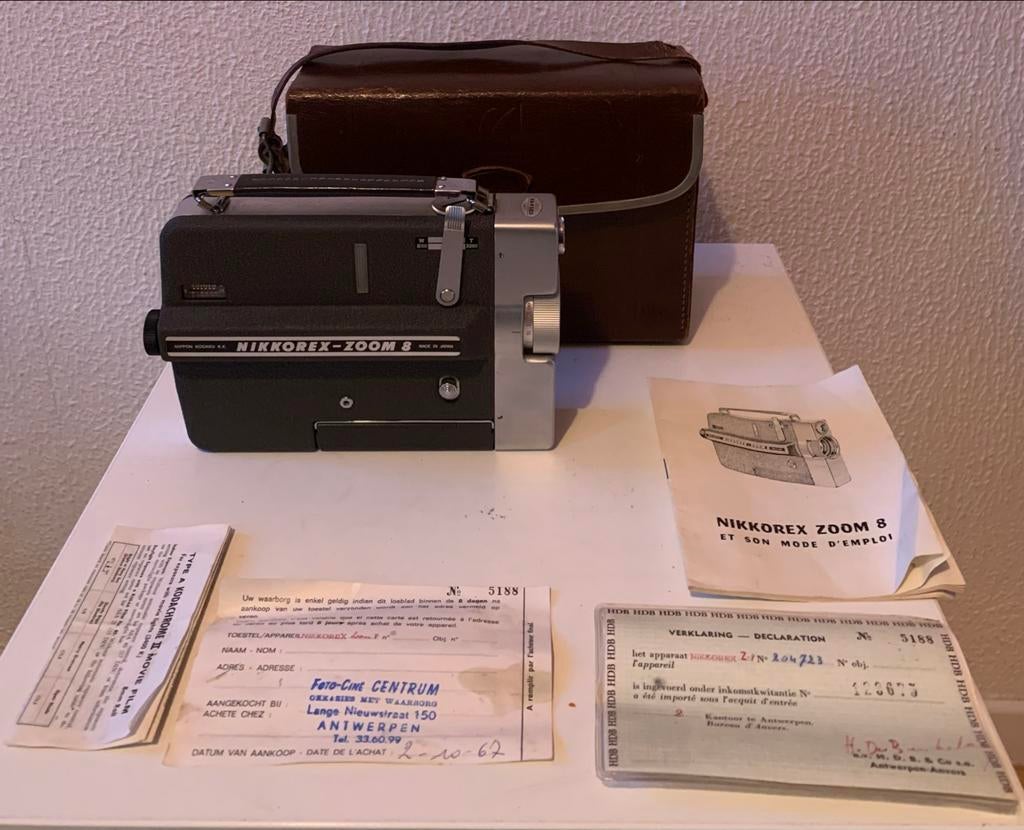 Nikkorex-Zoom 8 filmcamera met originele documenten, Ophalen, 8mm, Camera