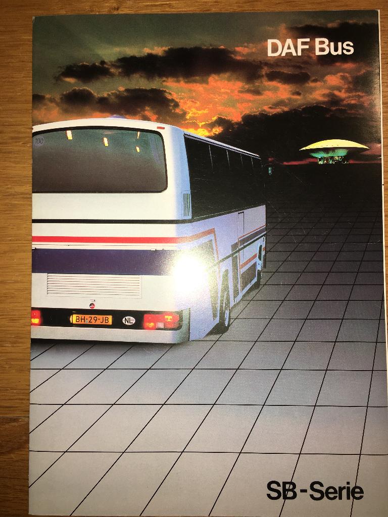 4x DAF Bus SB & MB brochures folders Evoluon Berkhof Kubus, Ophalen of Verzenden, Zo goed als nieuw, Overige merken