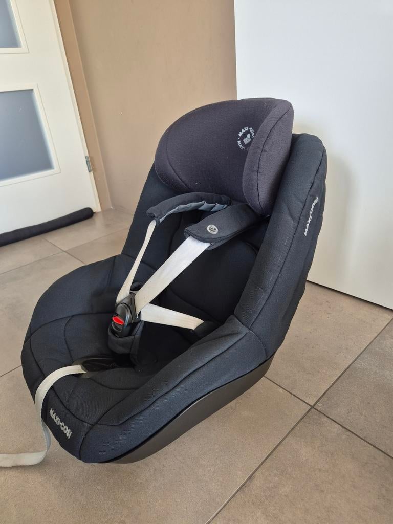 Maxi Cosi Pearl Pro 2 met FamilyFix 2 base, Kinderen en Baby's, Autostoeltjes, Ophalen, Gebruikt, 0 t/m 18 kg, Isofix
