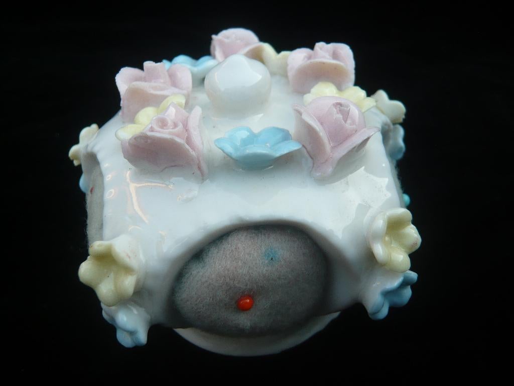 Chinees porselein speldenkussen, Antiek en Kunst, Antiek | Porselein, Ophalen of Verzenden