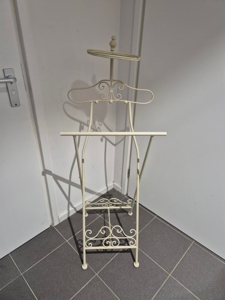 Dressboy, Onbekend, Zo goed als nieuw, Onbekend, Metaal