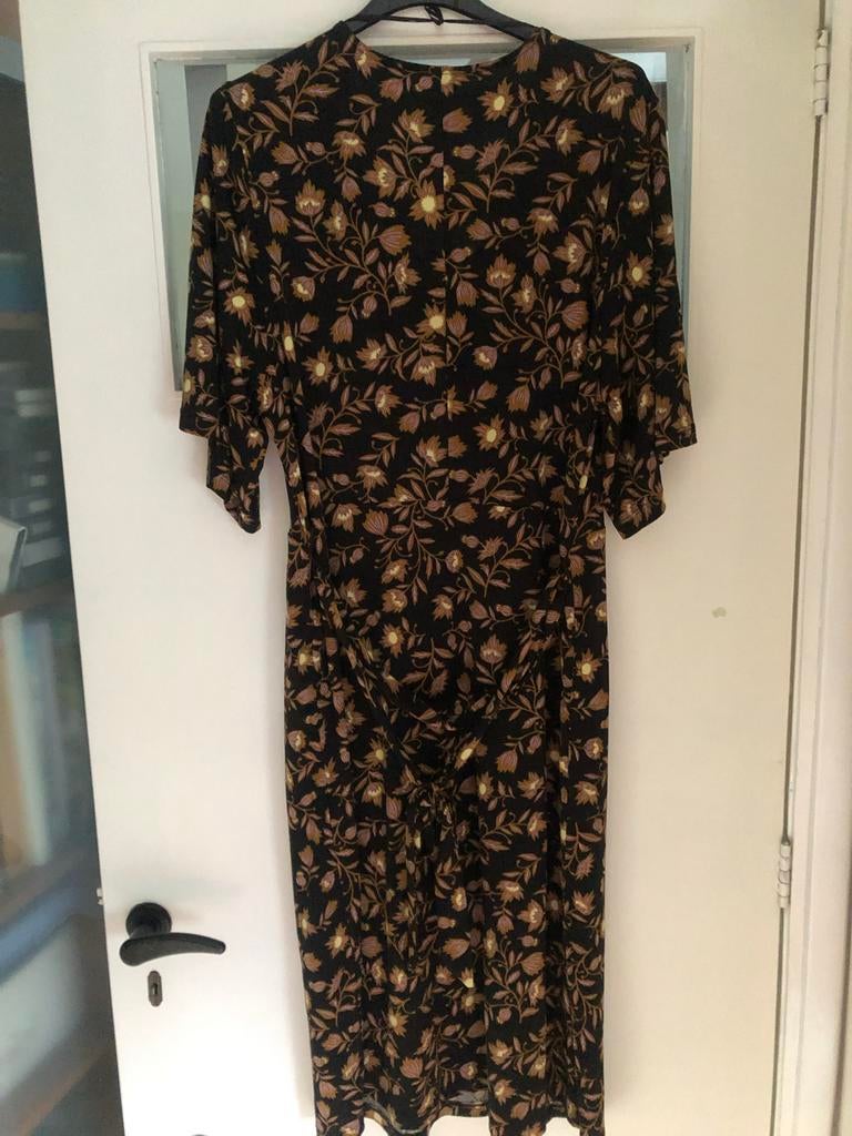 Mooie jurk met bloemenprint, nauwelijks gedragen, Kleding | Dames, Jurken, Zwart, Maat 42/44 (L), Ophalen of Verzenden, Zo goed als nieuw