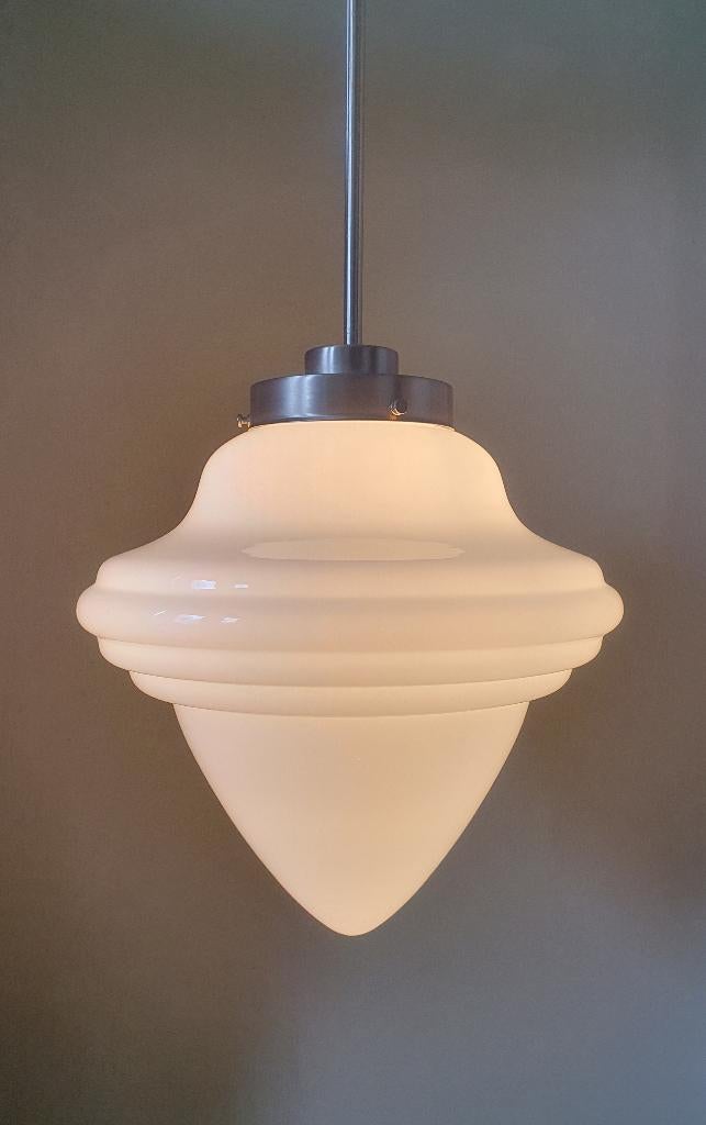 ArtDeco hanglamp. Opaline glas heruitgave. Orgineel van Giso, Vintage, retro, art deco, design, giso, 50 tot 75 cm, Ophalen of Verzenden